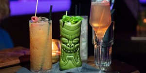 Beitragsbild des Blogbeitrags Cocktailbar MEINZ im Bermudadreieck Wien