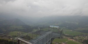 Beitragsbild des Blogbeitrags kleine Rundwanderung zum Stoderer Weitblick 