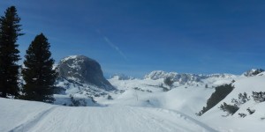 Beitragsbild des Blogbeitrags Schneeschuhwanderung zum Wiesberghaus