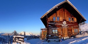 Beitragsbild des Blogbeitrags Bergtouren Jahresausklang auf der Goiserer Hütte 