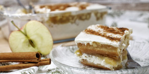 Beitragsbild des Blogbeitrags Rezept für Apfel-Zimt-Tiramisu