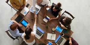 Beitragsbild des Blogbeitrags Selbstständige(r) IT TechnikerIn gesucht!