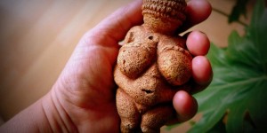Beitragsbild des Blogbeitrags Ab, zu den ersten Menschen in Österreich, ins Urgeschichtemuseum MAMUZ in Asparn an der Zaya