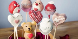 Beitragsbild des Blogbeitrags Cake Pops – Genuss für Auge und Magen