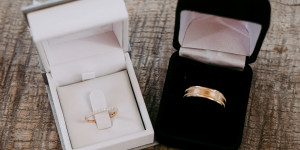 Beitragsbild des Blogbeitrags Ehering und Goldpreis – Wissenswertes für den Ringkauf