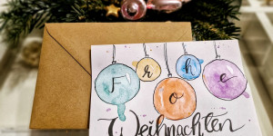 Beitragsbild des Blogbeitrags DIY-Weihnachtskarte – Festtagswünsche selbst gemacht