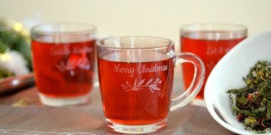 Beitragsbild des Blogbeitrags (Werbung) Weihnachten ist Tee-Zeit – selbstgemischter Tee & wunderschöne Teegläser