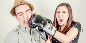Beitragsbild des Blogbeitrags wie du dich als mann davor schützen kannst, frauen sexuell zu belästigen