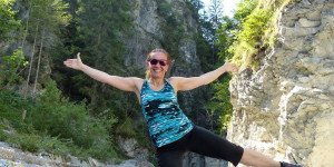 Beitragsbild des Blogbeitrags Kurze Wanderung durch die Salvesenklamm in der Ferienregion Imst