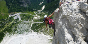 Beitragsbild des Blogbeitrags Alpines Sportklettern rund um den Falzaregopass 