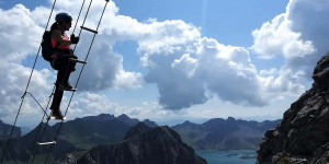 Beitragsbild des Blogbeitrags Die schönsten Klettersteige in Vorarlberg – von einfach bis schwierig!