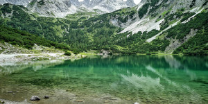 Beitragsbild des Blogbeitrags Bike and Hike Tour: Von der Ehrwalder Alm zum Seebensee und zum Drachensee