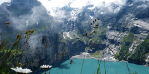 Beitragsbild des Blogbeitrags Der Öschinensee – der schönste Bergsee der Schweiz? 