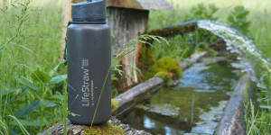 Beitragsbild des Blogbeitrags Immer sicheres Trinkwasser mit der LifeStraw Go Wasserfilterflasche! 
