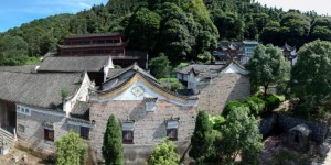 Beitragsbild des Blogbeitrags #GetAtHome in China 4 -Travels through Hunan: Temples of Note that No One Knows