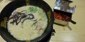 Beitragsbild des Blogbeitrags Auf der Spur von Würze in Japan 6: Hakata Furyu Ramen, Osaka 