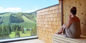 Beitragsbild des Blogbeitrags Urlaub auf höherer Ebene: Almwellness Hotel Pierer