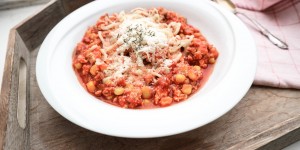 Beitragsbild des Blogbeitrags #meatless – Tofu Tomaten Teller 