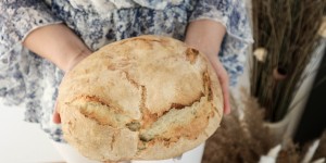 Beitragsbild des Blogbeitrags #omasrezept – perfektes Weißbrot, das jedem gelingt 