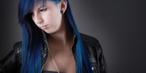 Beitragsbild des Blogbeitrags „Die mit den blauen Haaren“