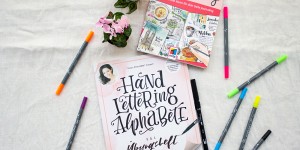Beitragsbild des Blogbeitrags Meine Inspirationen für 2020: Sparen (mit Sparplan-Freebie), Gärtnern und Hand Lettering