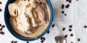 Beitragsbild des Blogbeitrags Vietnamese Coffee Ice Cream für den perfekten Eiskaffee