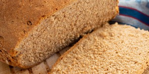 Beitragsbild des Blogbeitrags Einfaches Vollkornbrot ohne Sauerteig 