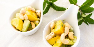 Beitragsbild des Blogbeitrags Schneller Mango-Avocado-Salat