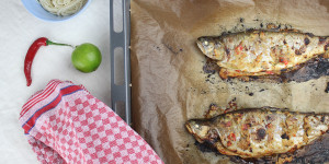 Beitragsbild des Blogbeitrags Forelle Thai-Style mit schnell gemachter Würzpaste