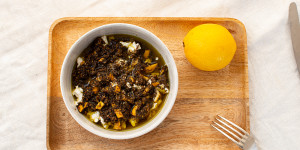 Beitragsbild des Blogbeitrags Ziegenfrischkäse mit Zitrone und Zatar