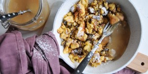 Beitragsbild des Blogbeitrags Sauerrahm Schmarren mit Apfelmus und Zwetschkenröster