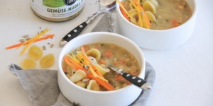 Beitragsbild des Blogbeitrags winterliche Suppenliebe | mit gesunden Suppen durch die kalte Jahreszeit