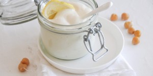 Beitragsbild des Blogbeitrags vegane Mayonnaise ohne Ei | pflanzliche Alternative mit Aquafaba 