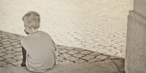 Beitragsbild des Blogbeitrags Warum beißt, schlägt oder verletzt mein Kind mich oder andere?