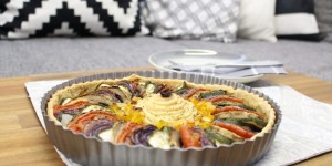 Beitragsbild des Blogbeitrags Vegane Gemüse Quiche 