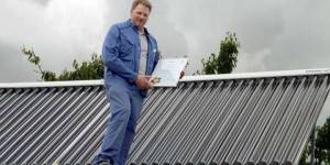 Beitragsbild des Blogbeitrags Handwerker des Monats erklärt Solarthermie zur Win-win-win-Strategie 