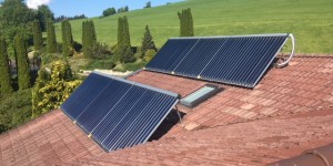 Beitragsbild des Blogbeitrags 2. Projekt des Monats: Solarthermie für großes Haus mit 11 Ferien-/Wohnungen