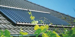 Beitragsbild des Blogbeitrags DGS-Fotowettbewerb: Zeigt her eure Oldie-Solarthermie-Anlagen!