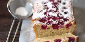 Beitragsbild des Blogbeitrags Frangelico Hazelnut Raspberry Cake