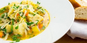 Beitragsbild des Blogbeitrags Die beste Winter Minestrone deines Lebens