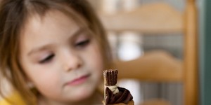 Beitragsbild des Blogbeitrags Zucker, Honig, Ahornsirup, Stevia und Süßstoffe – was ist gesünder? Eine wissenschaftliche Analyse