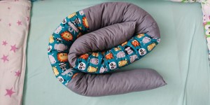 Beitragsbild des Blogbeitrags Bettschlange von Kessie – kreative Geschenke