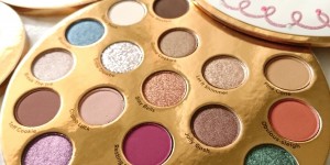 Beitragsbild des Blogbeitrags Too Faced – Let it snow Girl