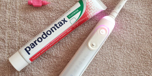 Beitragsbild des Blogbeitrags Die richtige Dentalhygiene – mit gesunden Zähnen durchs Leben