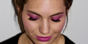 Beitragsbild des Blogbeitrags Violett Vibes mit Urban Decay