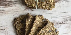 Beitragsbild des Blogbeitrags Paleo – Knäckebrot  