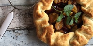 Beitragsbild des Blogbeitrags Zwetschken Galette  