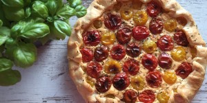 Beitragsbild des Blogbeitrags Quiche mit Tomaten, Ricotta & Bresso 