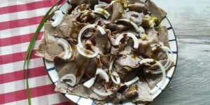 Beitragsbild des Blogbeitrags verfeinerte Feinkostsalate!