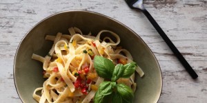 Beitragsbild des Blogbeitrags Tagliatelle aglio olio peperoncino 